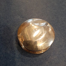 Load image into Gallery viewer, Pillbox - Small Thai Silver Circle
