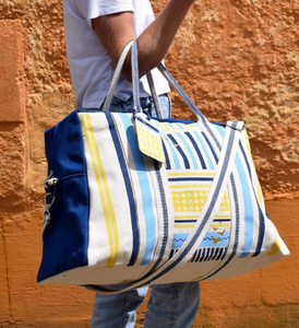 NEW Coastal Stripe Weekender Bag V52252