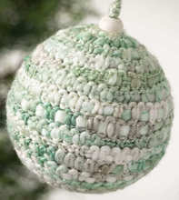 Load image into Gallery viewer, NEW 4&quot; Green &amp; White Knit Ball Ornament
