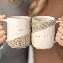 Load image into Gallery viewer, NEW Mother Daughter Hug Mugs Set 1004500079
