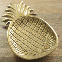 Load image into Gallery viewer, NEW Gilded Pineapple Plate 16023
