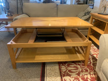 Load image into Gallery viewer, Honey Oak Finish Lift Top Coffee Table
