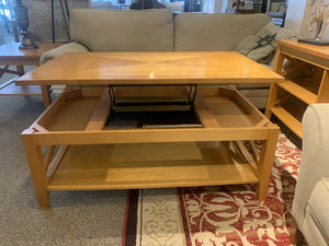 Honey Oak Finish Lift Top Coffee Table