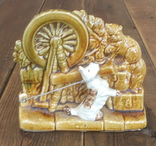 Load image into Gallery viewer, 7&quot; Vintage McCoy Ceramic Spinning Wheel Planter
