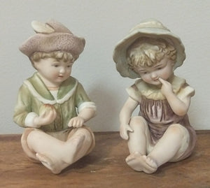 PAIR Andrea by Sadek Design Reg 6682 Figurines