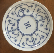 Load image into Gallery viewer, Jager Eisenberg Blau Saks Porcelain Dessert Plate
