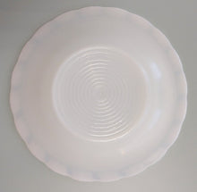 Load image into Gallery viewer, Vintage Macbeth-Evans Oxford Bread Plate
