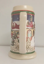 Load image into Gallery viewer, 1998 Budweiser Holiday Stein CS343 &quot;Grant&#39;s Farm Holiday&quot;
