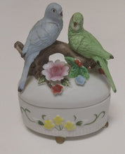 Load image into Gallery viewer, Vintage Lefton China 03433 Trinket Box - Green &amp; Blue Birds
