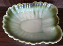 Load image into Gallery viewer, Vintage Hull Ceramic Bowl #34
