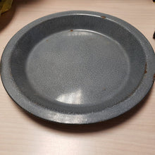 Load image into Gallery viewer, Vintage Gray Graniteware Pie Tin
