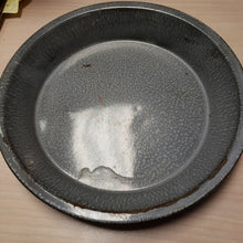 Load image into Gallery viewer, Vintage Gray Graniteware Pie Tin
