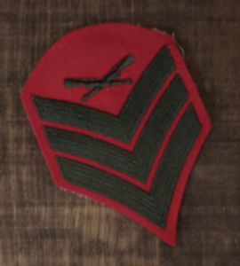 USMC Crossed Rifles Sergeant Patch Red/Green