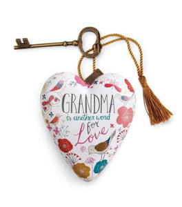 NEW Grandma Art Heart - 1003480075